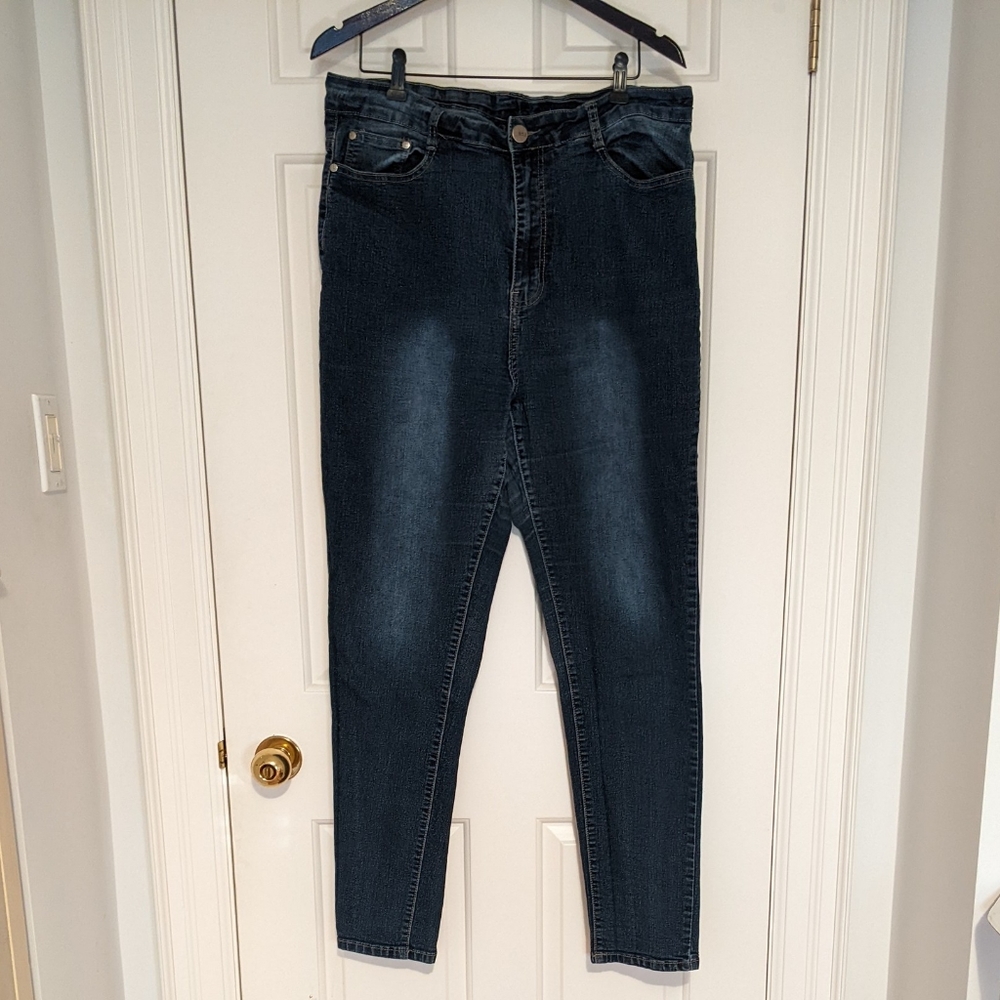 🚩2 for $15- Fashion Nova Skinny Jeans